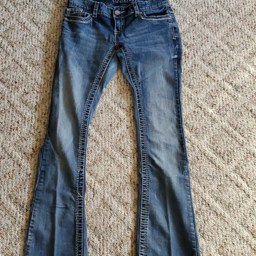 Maurices jeans